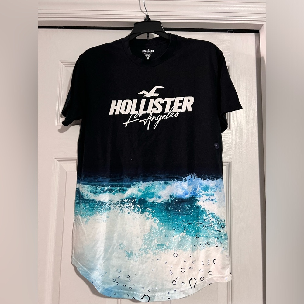 Brand New Men’s Hollister Graphic Tshirt